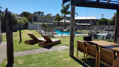 Boat Ramp Motel - Accommodation Sunshine Coast 0