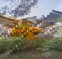 Country Cottage - Accommodation Sunshine Coast