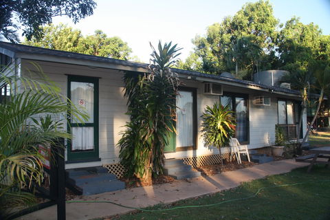 Daly River Roadside Inn - Accommodation Sunshine Coast 0