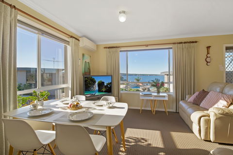 Eagle Heights Holiday Units - Scenic Unit - Accommodation Sunshine Coast 5