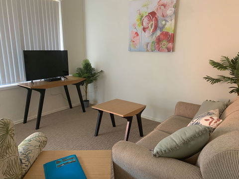 Grandview Short Stay Apartment - Accommodation Sunshine Coast 0