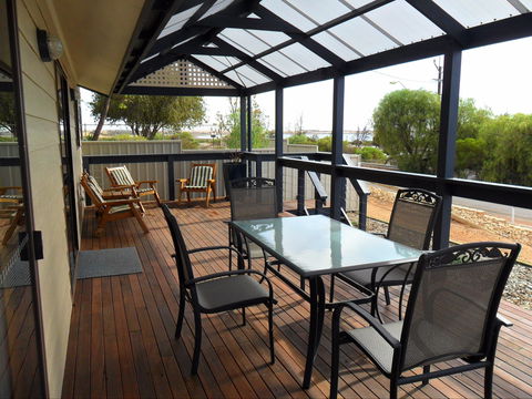 Hurtles - Accommodation Sunshine Coast 0