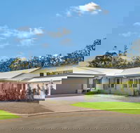 Lakeside Lodge Lake Cathie - Accommodation Sunshine Coast