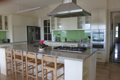L'Oliveraie - Accommodation Sunshine Coast 4