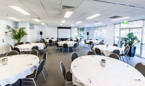 Pacific Suites Canberra - Accommodation Sunshine Coast 8