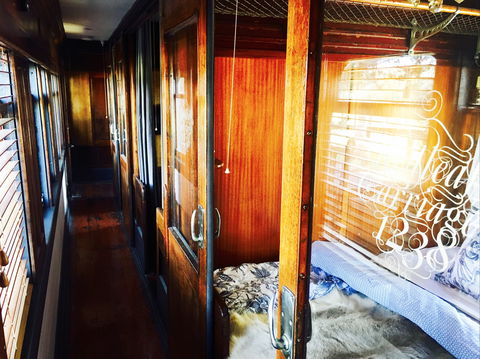 Redleaf Farm Carriages - Accommodation Sunshine Coast 2