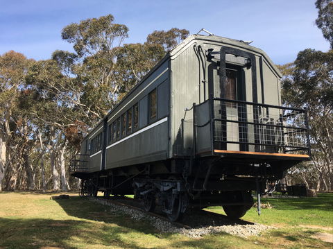 Redleaf Farm Carriages - Accommodation Sunshine Coast 3