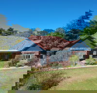 Roslyn Estate Farmhouse - Accommodation Sunshine Coast