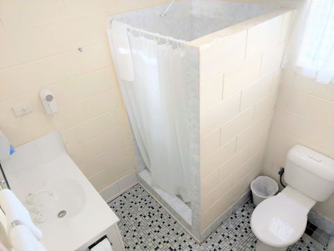 Sail Inn - Yeppoon - Accommodation Sunshine Coast 5