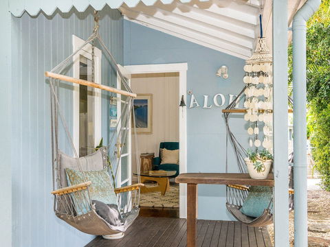 San Juan Surfers Cottage - Accommodation Sunshine Coast 8