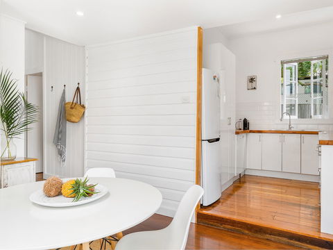 San Juan Surfers Cottage - Accommodation Sunshine Coast 9