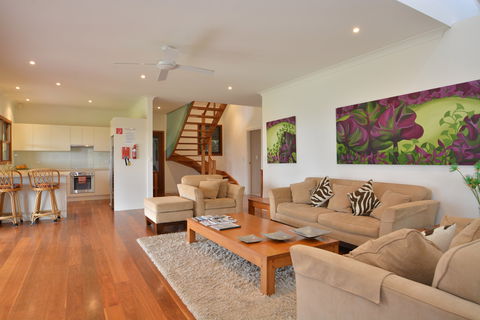 Tellace Estate Homestead - Accommodation Sunshine Coast 3