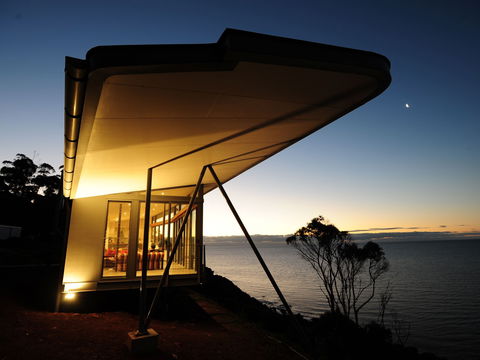 The Winged House - Accommodation Sunshine Coast 0