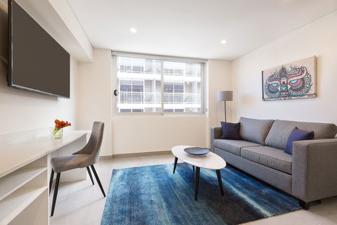 The Merchant Hotel - Accommodation Sunshine Coast 1