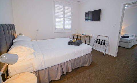 The Platypus Accommodation And Cafe - Accommodation Sunshine Coast 3