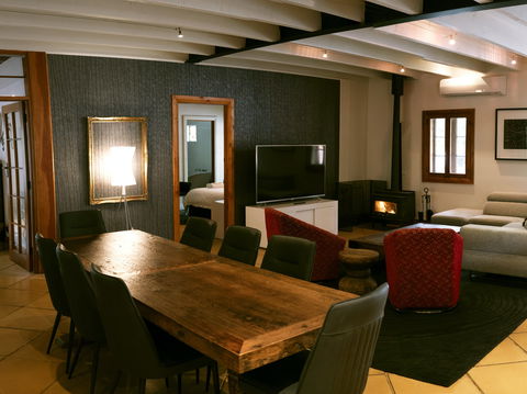 Thiele House Retreat - Accommodation Sunshine Coast 1