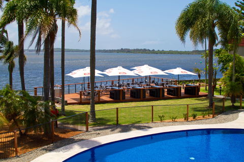 Waters Edge Port Macquarie - Accommodation Sunshine Coast 2