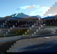 Alby's - Accommodation Sunshine Coast