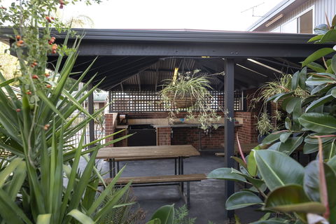 BIG4 Albury Tourist Park - Accommodation Sunshine Coast 2