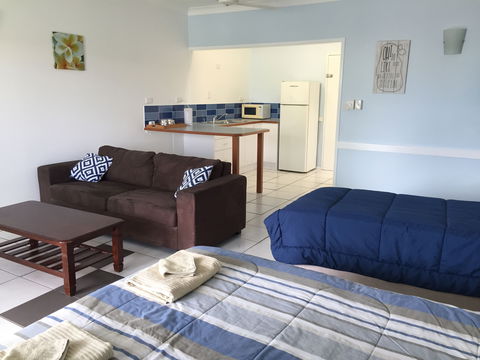Cardwell Beachfront Motel - Accommodation Sunshine Coast 2