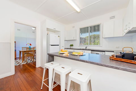 Central N Surf - Accommodation Sunshine Coast 2