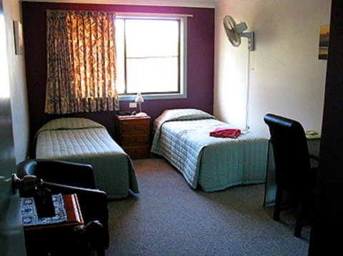 Edge Guest Rooms - Accommodation Sunshine Coast 0