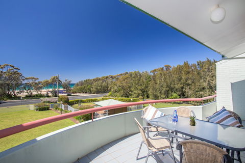 Fathoms 17 - Accommodation Sunshine Coast 0