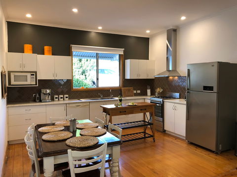 Jacks House '2' B&B Clare - Accommodation Sunshine Coast 2