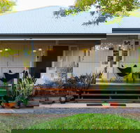 Kenilworth Cottage Barcaldine - Accommodation Sunshine Coast