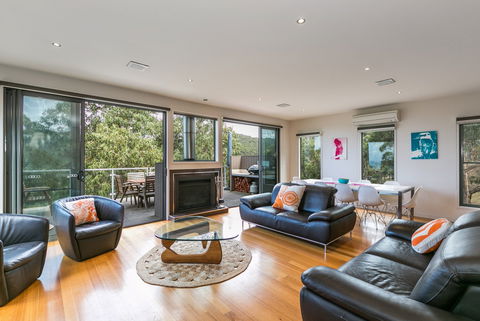 L'Vista Lorne - Accommodation Sunshine Coast 0