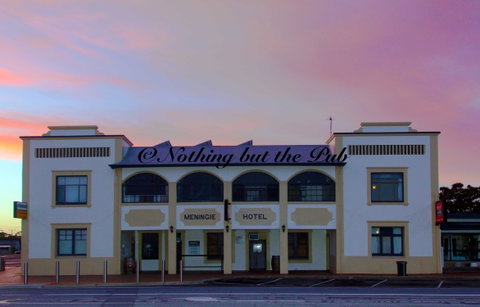 Meningie Hotel - Accommodation Sunshine Coast 0