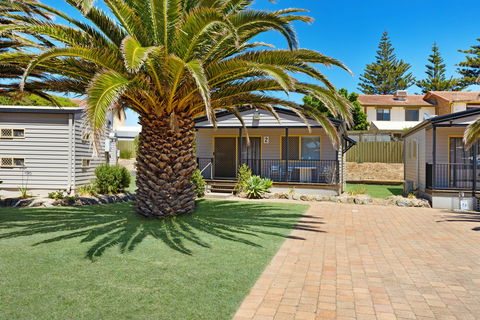 Moana Beach Tourist Park - Accommodation Sunshine Coast 1