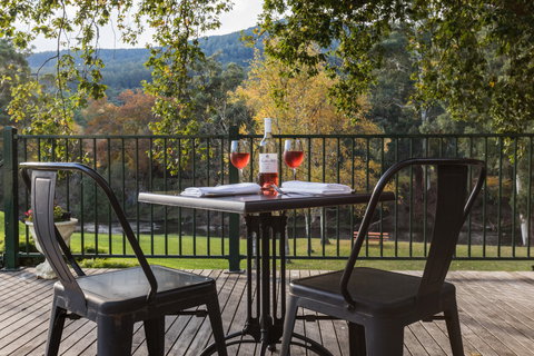 Oscar's On The Yarra - Accommodation Sunshine Coast 2