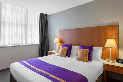 Park Regis Griffin Suites - Accommodation Sunshine Coast 1