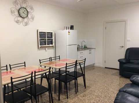 Rose Cottage Temora B And B - Accommodation Sunshine Coast 0