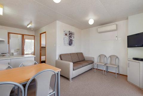 Stansbury Foreshore Caravan Park - Accommodation Sunshine Coast 1