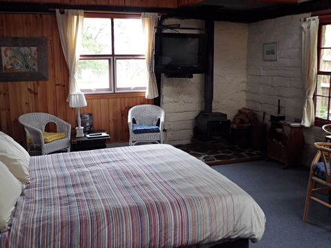 Woolly Butt Bungalow - Accommodation Sunshine Coast 1