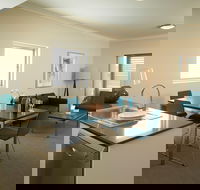 Baileys Serviced Apartments - Accommodation Sunshine Coast