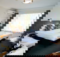 Batemans Bay Hotel - Accommodation Sunshine Coast