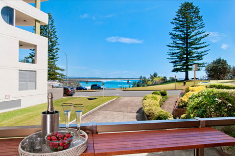 Beauty At The Beach - Accommodation Sunshine Coast 0