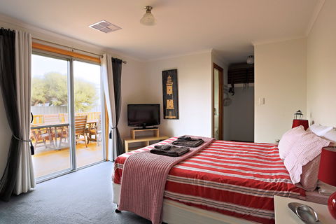 Blue Fin - Accommodation Sunshine Coast 1