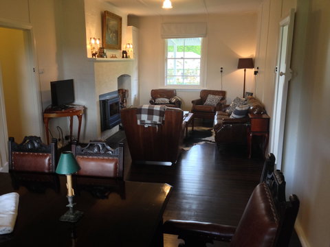 Crookwell Farmhouse - Accommodation Sunshine Coast 1