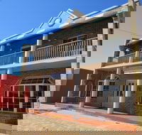 Downtown Apartment on Chandos - Accommodation Sunshine Coast
