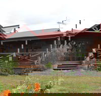 Eagle's Roost Farmstay BB - Accommodation Sunshine Coast