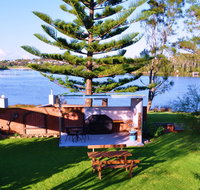 Edgewater Motel - Accommodation Sunshine Coast