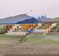 Fairway View - Accommodation Sunshine Coast