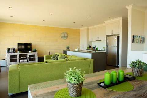 Horizons Part Of Blue Fin Holiday Homes - Accommodation Sunshine Coast 2