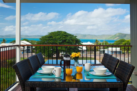 Island Villas And Apartments - Accommodation Sunshine Coast 1