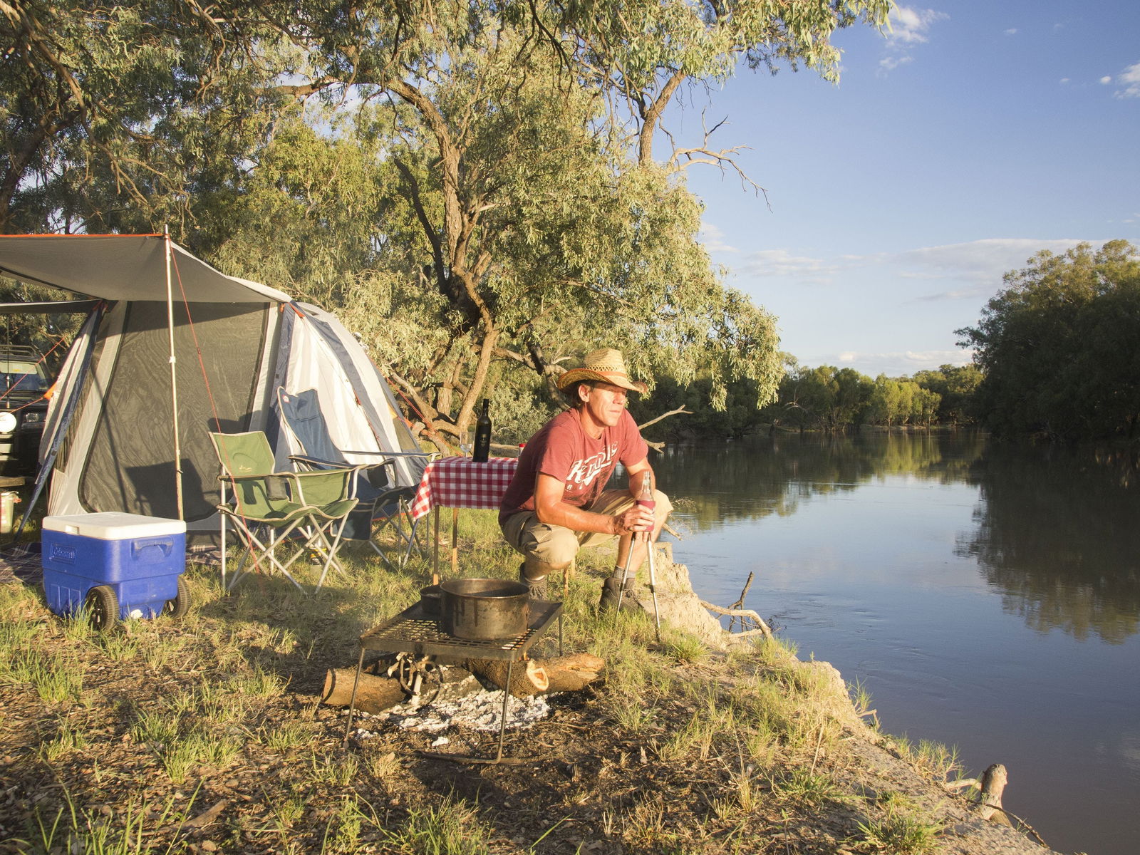 Louth NSW Accommodation Sunshine Coast