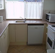 Sunseeker Holiday Units - Accommodation Sunshine Coast